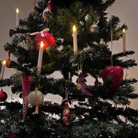 Juletræslys med 3D Flamme og Holder 10 stk. samt Fjernbetjening, Hvid